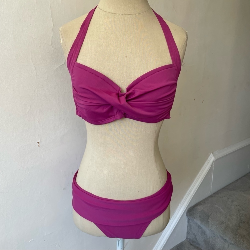 Cameo Water Wear Berry Two Piece Twist Front Halter Bikini Size Medium EUC